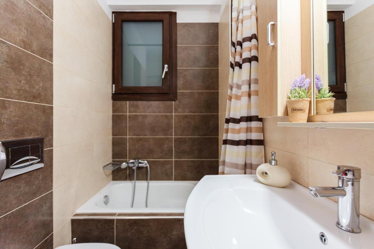 Seaside Getaway - Aelia Villa'S Dreamy Paradise Petalidi Bagian luar foto